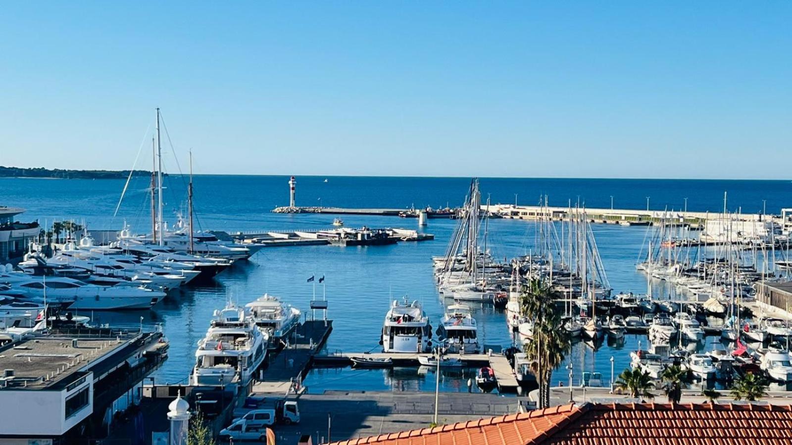 O Festival Palace, Terrace With Panoramic Sea View คานส์ ภายนอก รูปภาพ